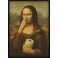 Witziges Badezimmer-Poster – Mona Lisa hält sich die Nase zu und hält Klopapier – Humorvolle Deko fürs Gäste-WC oder Bad